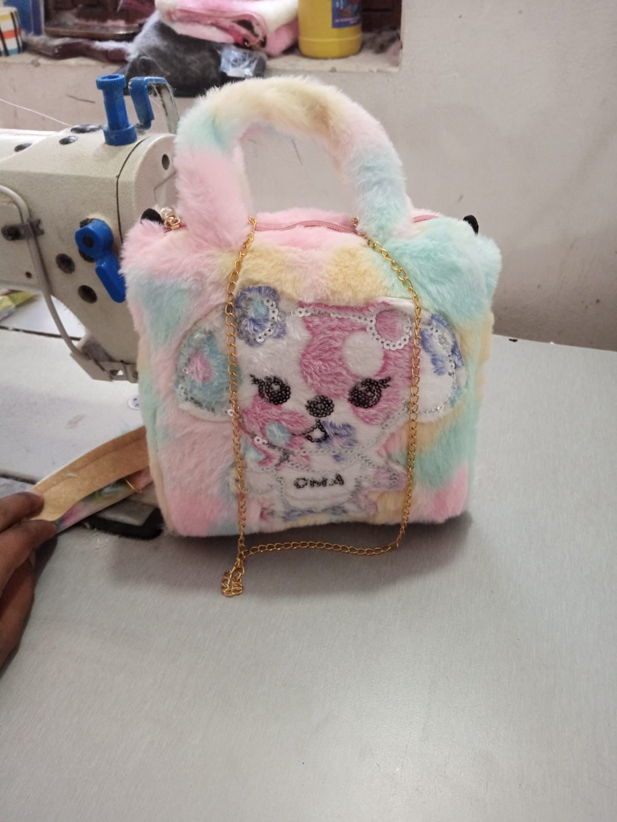 HANDBAG FOR GIRLS