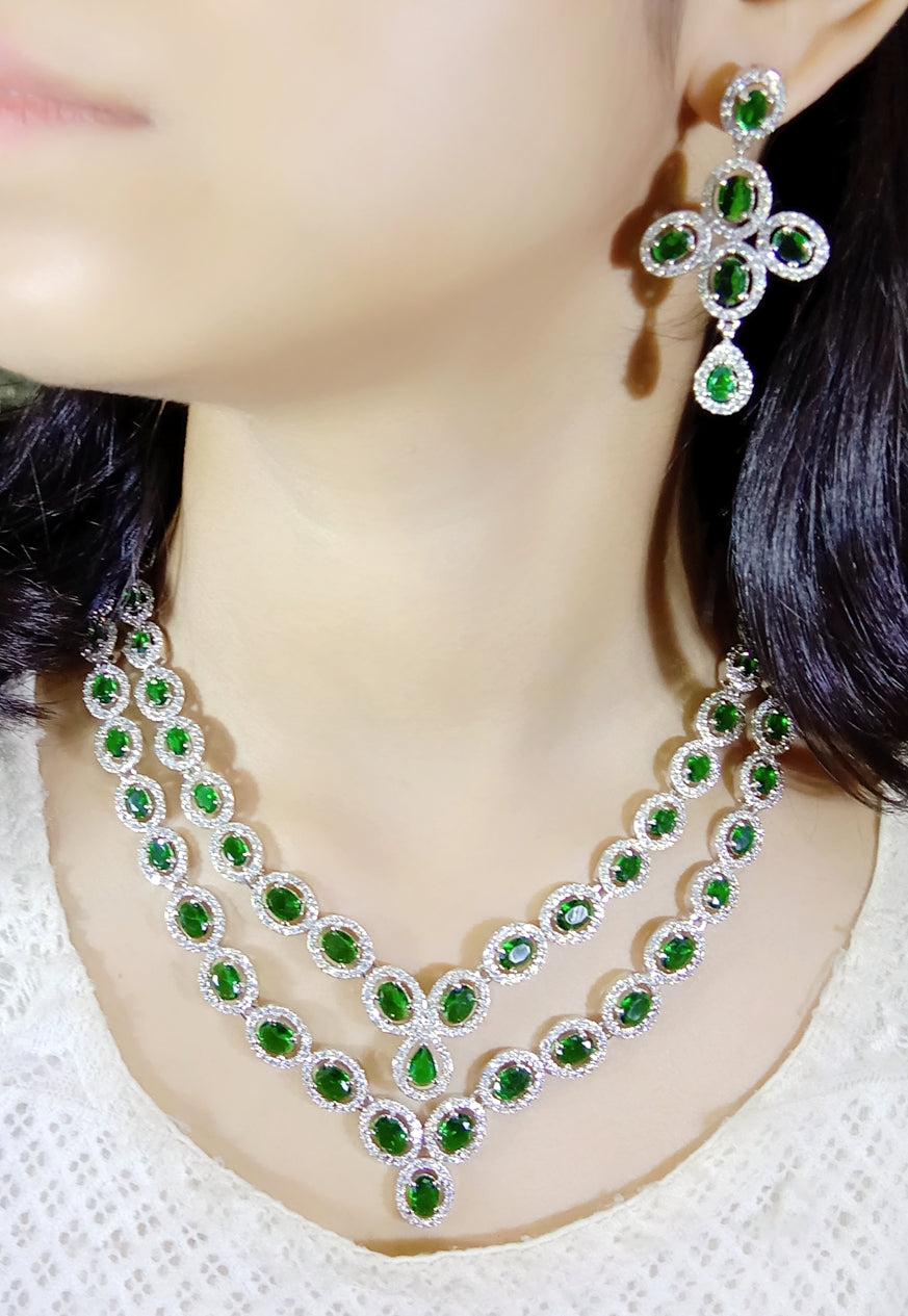 Women Silver-Plated American Diamond-Studded Necklace with Earrings & Mangtika (Only for Wholesale)